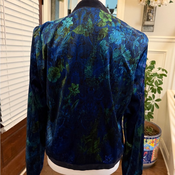 TAHARI NWT Floral Velvet Bomber Jacket with Silk Lining and Chain Zipper - Picture 2 of 8